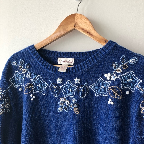 Carol Reed Blue Knit Winter Themed Sweater - Picture 3 of 5